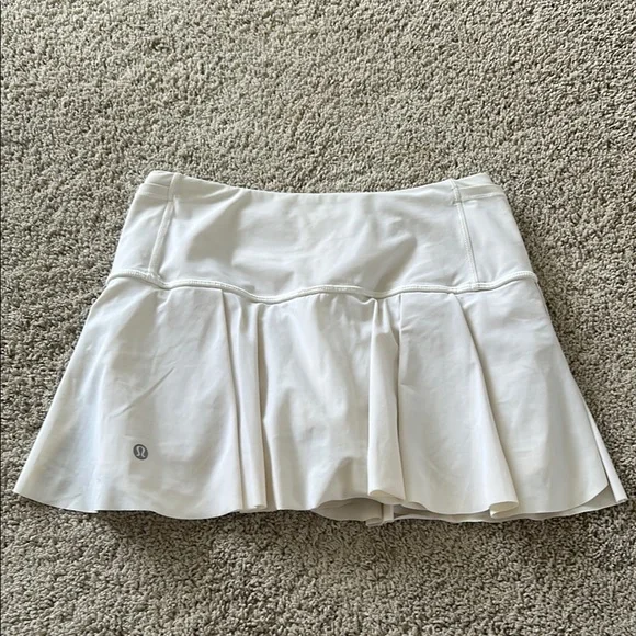 White Ruffled Mini Skirt - Picture 2 of 6